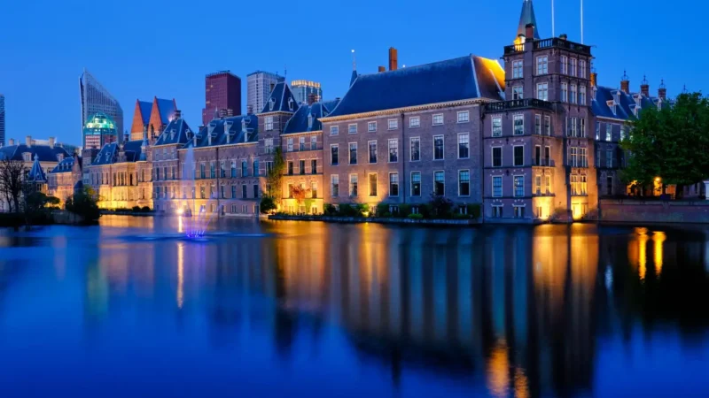 Binnenhof_&_Hofvijver_02