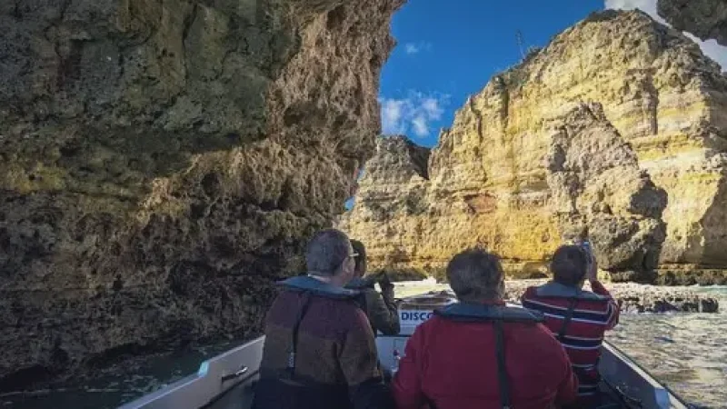 Boat Tours to Sea Caves – Coastal trips(3)