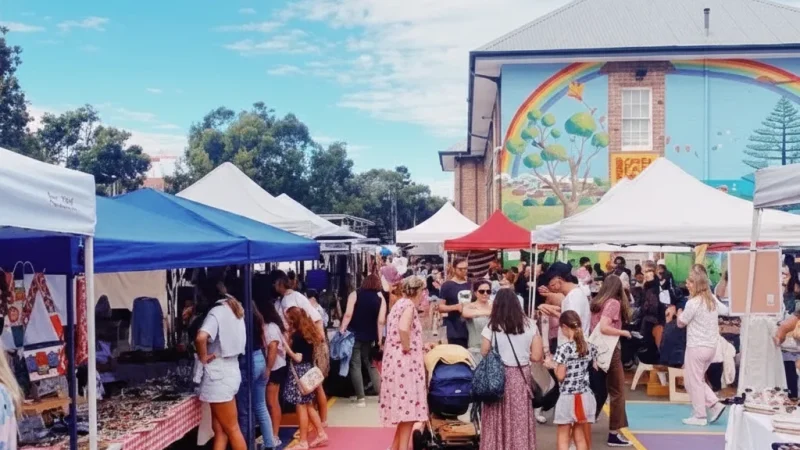 Bondi Markets – Weekend shopping and local stalls(2)