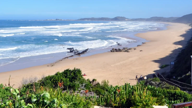 Brenton-on-Sea_тАУ_Coastal_viewpoints_and_beach_04