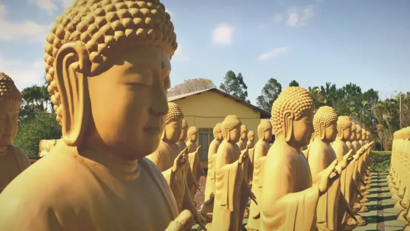Buddhist Temple – Peaceful hilltop site(2)