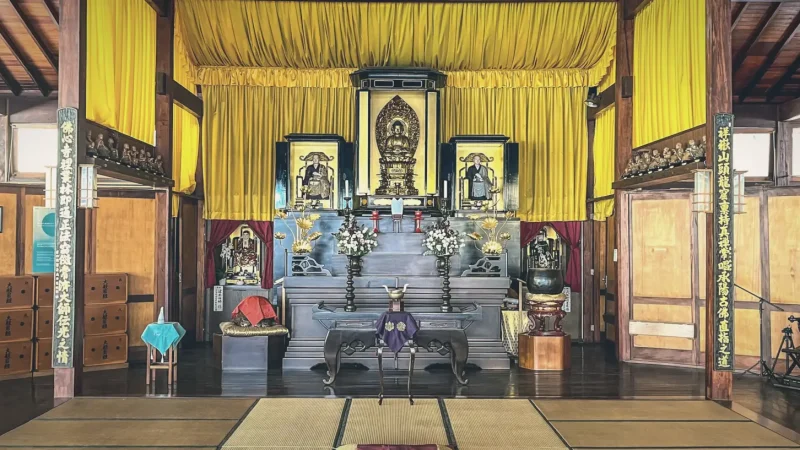 Buddhist Temples – Quiet spiritual spaces(3)