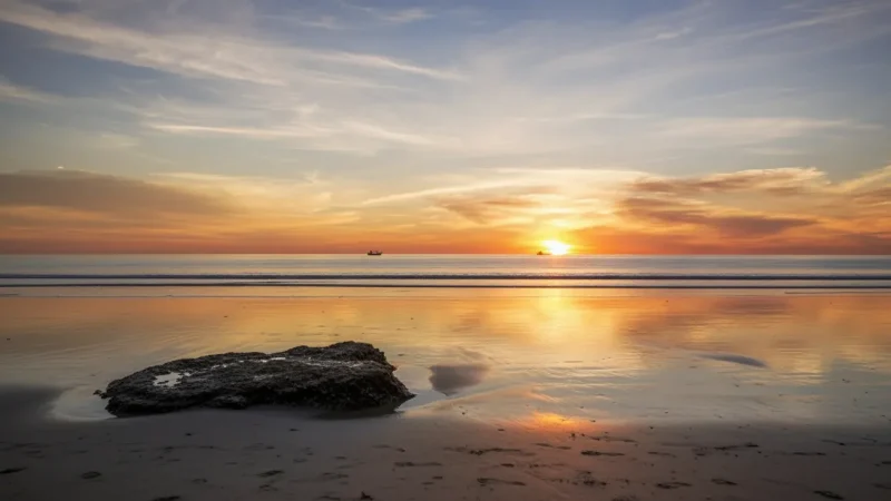 Cable Beach – Long white-sand beach with sunsets(4)