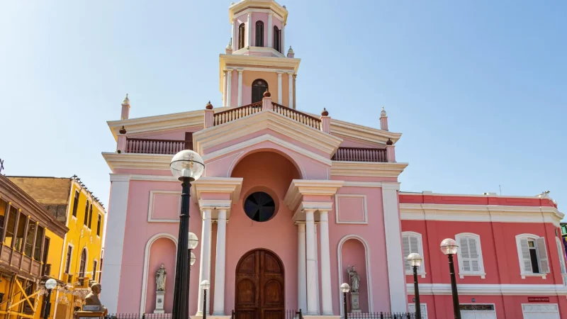 Callao_Cathedral_–_Historic_religious_site__02