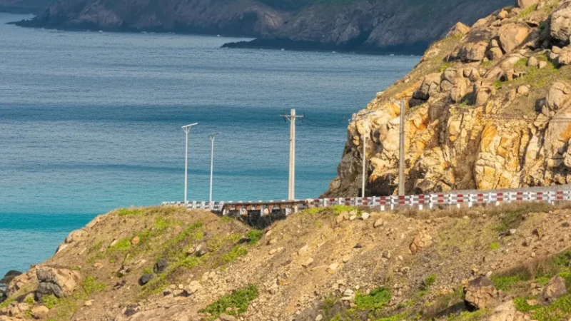 Cam Pha Coastal Road(2)