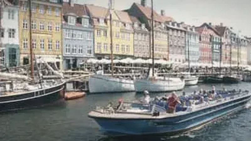 Canal Boat Tour Stop(3)