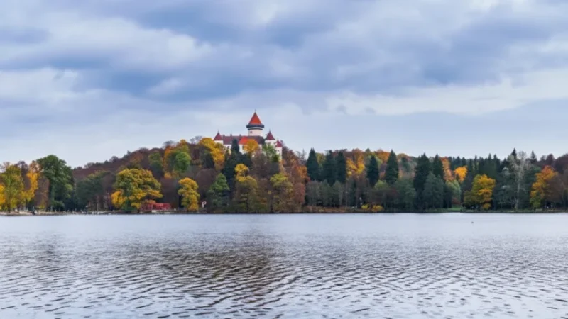 Castle Lake – Calm Water Views(1)