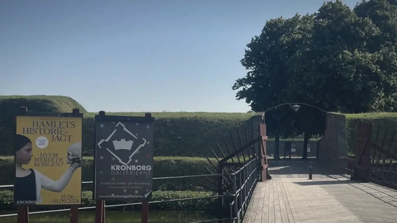 Castle Ramparts – Coastal Walking Paths(3)