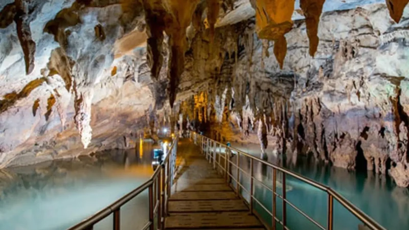 Cave_of_the_Dragon_05