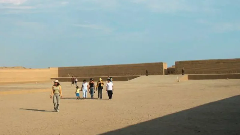 Central_Plazas_–_Open_ceremonial_spaces__05