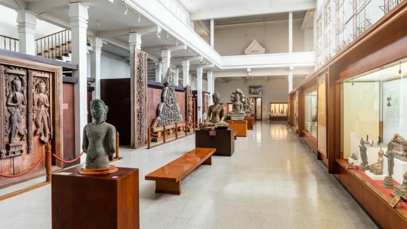 Chao Sam Phraya National Museum(1)