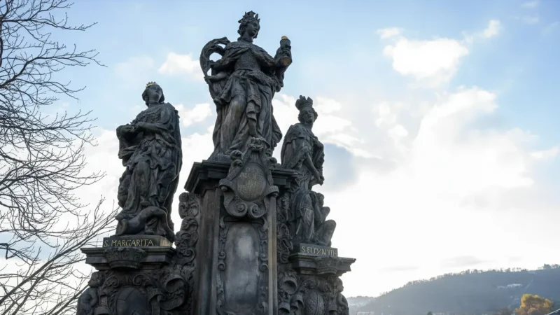 Charles Bridge Statues – Historic religious sculptures(2)