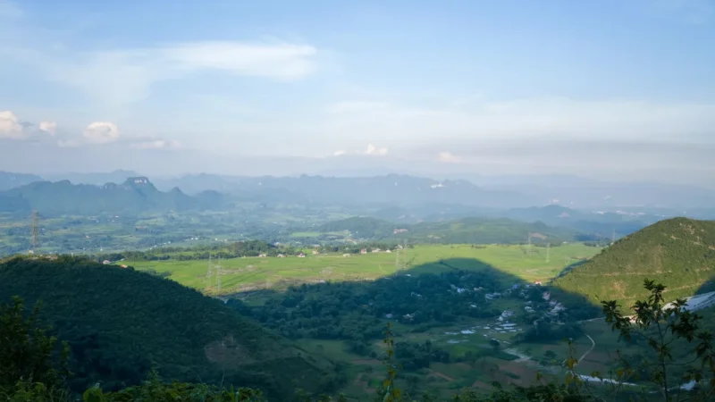 Chieu Cave – Cave with 1,000+ steps(3)