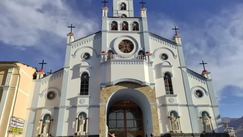 Church_of_Señor_de_la_Soledad_–_Religious_landmark__02
