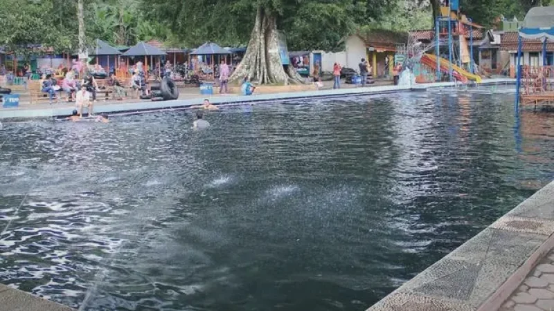 Cibulan Hot Springs(2)