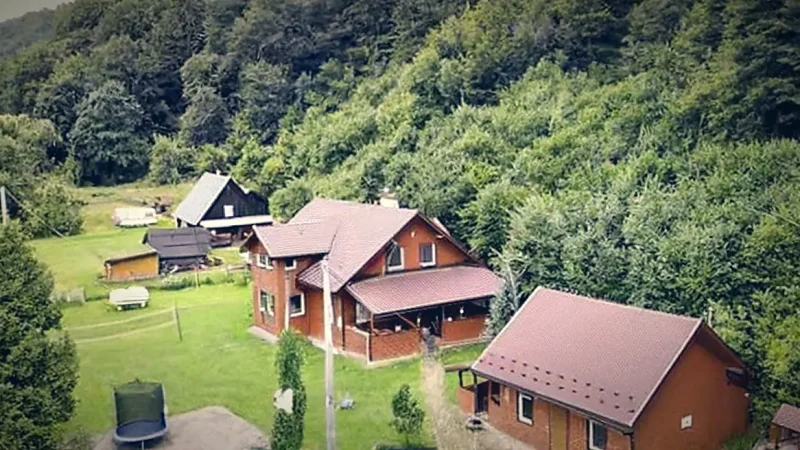 Cisna Village(1)