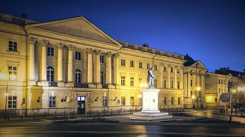 City Hall(2)