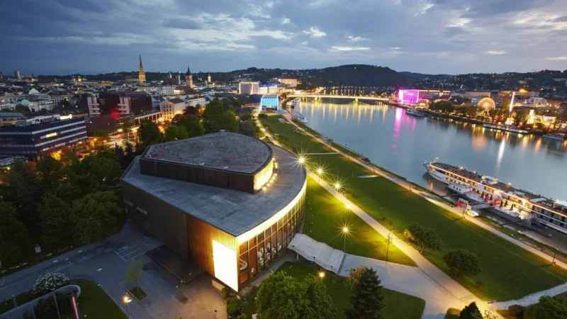 City Skyline Viewpoints – Linz Panorama (Danube Area)(3)