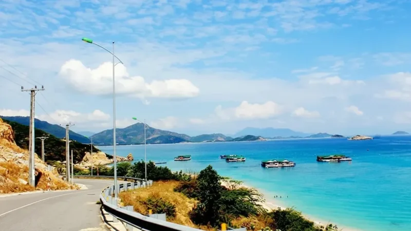 Cliff Viewpoint (Ocean Road) – Wide sea views(4)