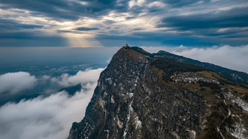 Cliff Viewpoints(1)
