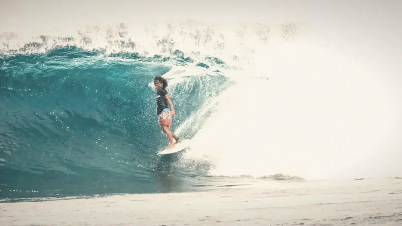 Cloud 9 Surf Spot – World-Famous Surfing Waves(5)