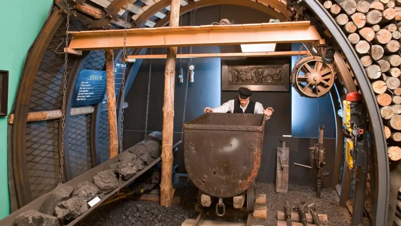 Coal_Mining_Museum_02