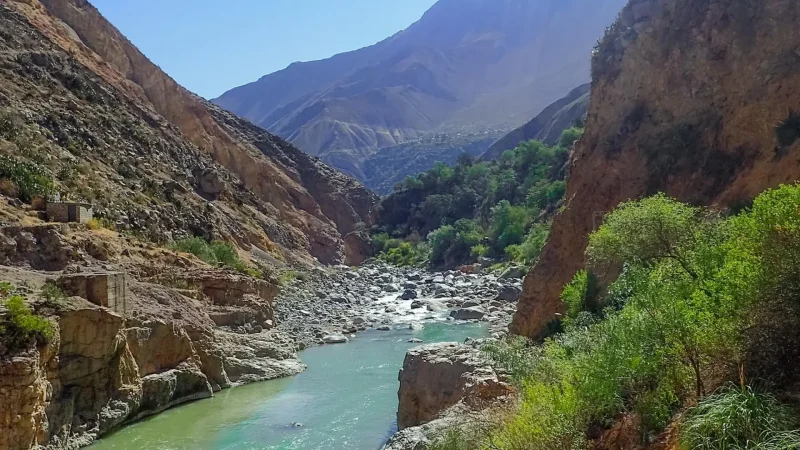 Colca_River_–_Scenic_river_views__01