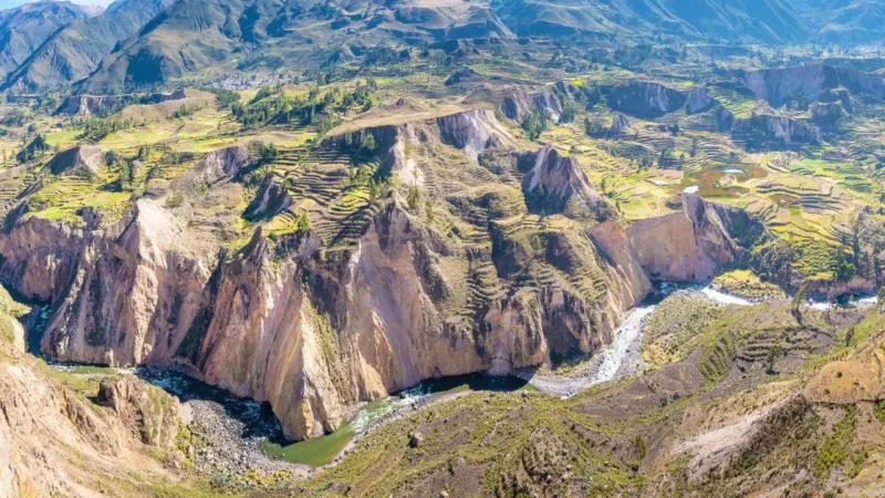 Colca_Valley_Viewpoints_–_Wide_valley_views__03