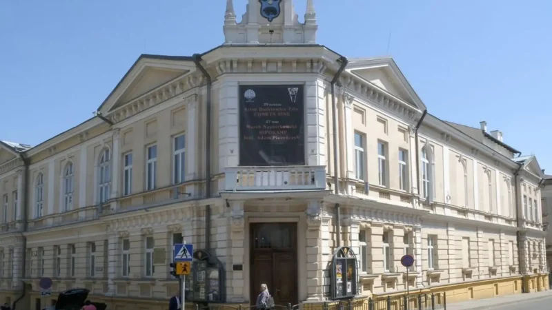 Cultural_Centres_01