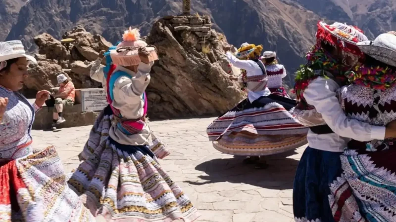 Cultural_Performance_Areas_–_Local_dance_displays__06
