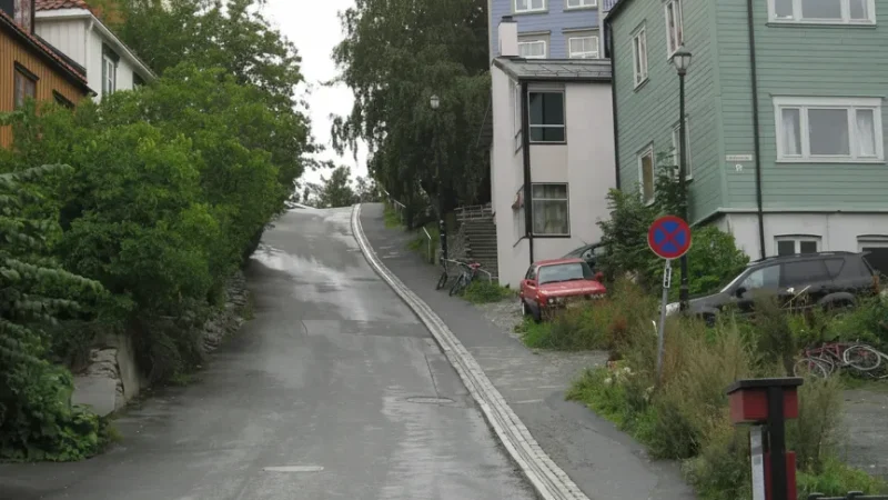 Cycling Lift Trampe – Unique urban attraction(5)