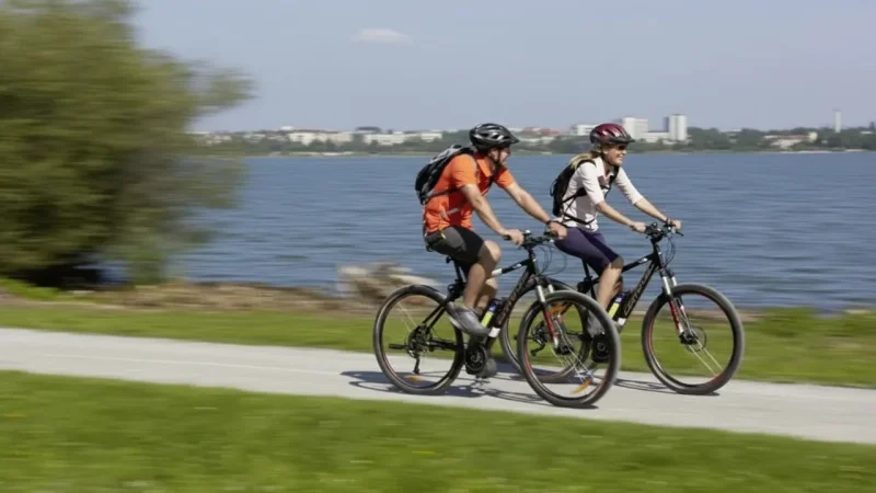 Cycling Routes – Town & Countryside Paths(3)