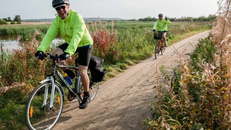 Cycling_Routes_–_Flat_town_paths__04