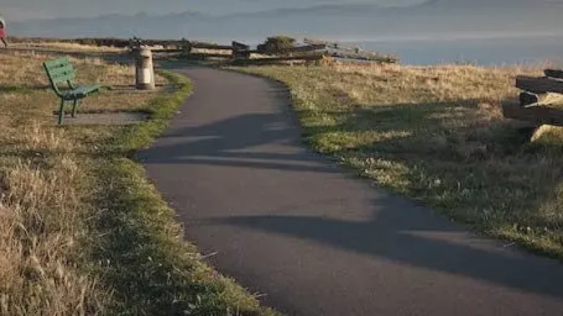 Dallas Road Waterfront – Coastal route(5)