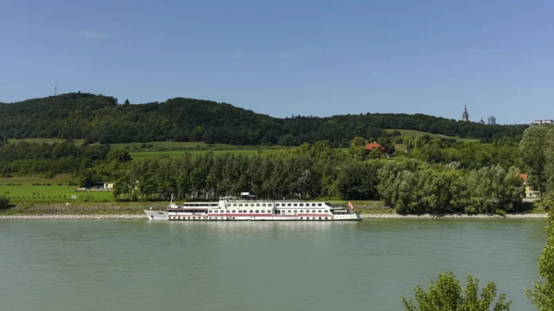 Danube Cruise Pier – River Boat Access(2)