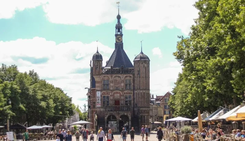 De_Brink_Square_тАУ_Deventer_04