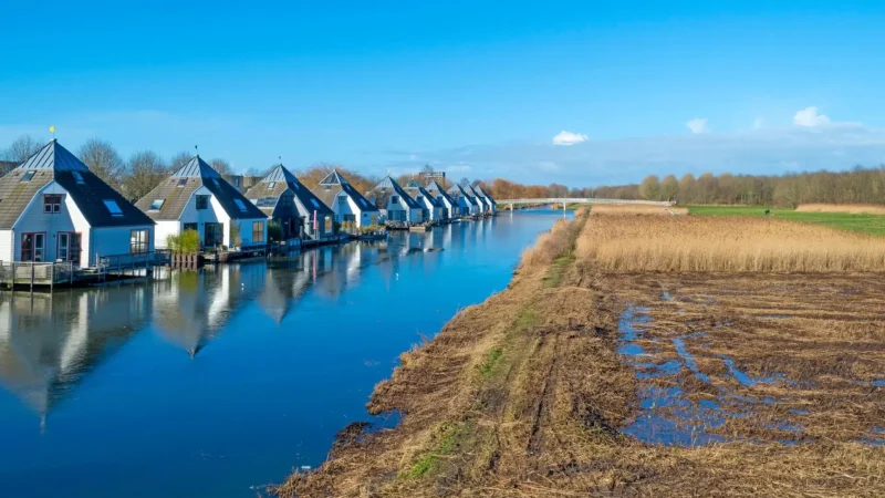 De_Fantasie_Floating_Houses_01