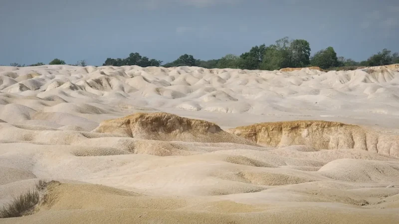 Desa Busung Sand Dunes(3)