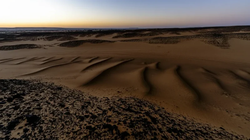 Desert Edge Walks – Quiet Desert Scenery(4)