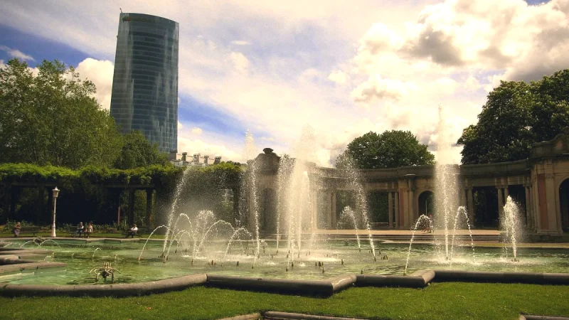 Doña Casilda Iturrizar Park(5)