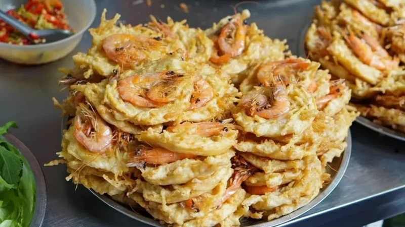 Dong Xuan Market – Largest Local Market(4)