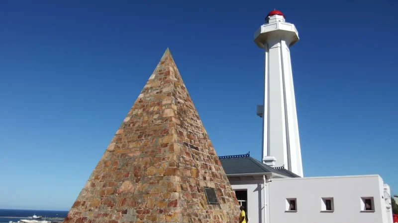Donkin_Reserve_тАУ_Historic_lighthouse_and_views_02