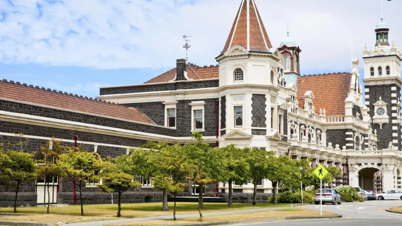 Dunedin_Railway_Station_тАУ_Iconic_Architecture_03