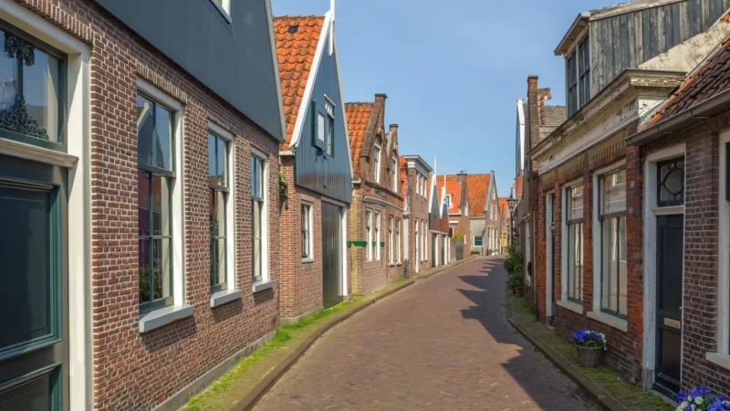 Edam_(Nearby_Town)_03