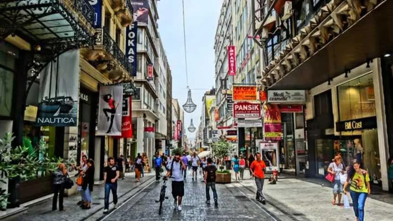 Ermou_Street_03