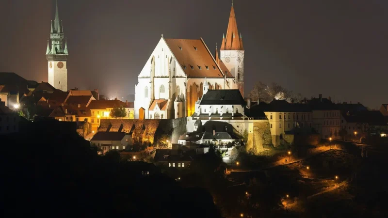 Evening Old Town Walks (Znojmo) – Calm atmosphere(1)