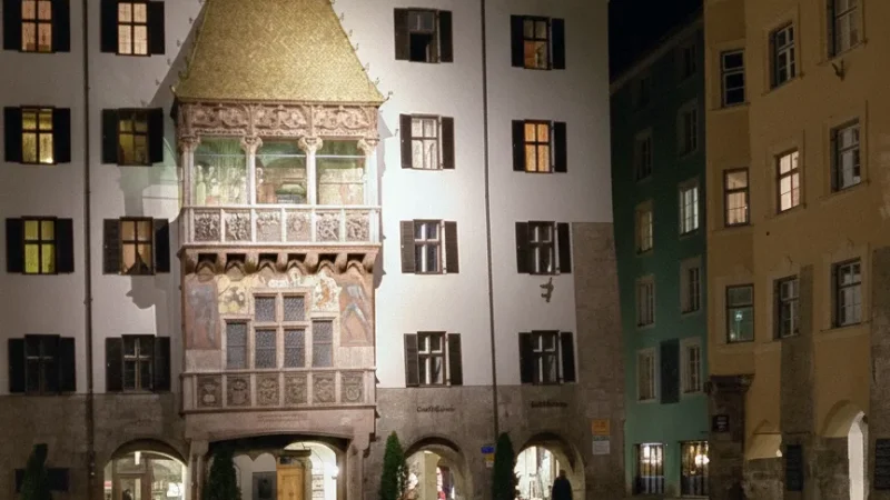 Evening Old Town Walks – Scenic night atmosphere(4)