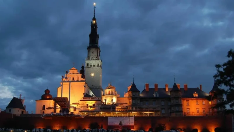 Evening_Monastery_Views_06