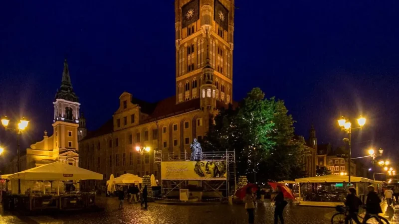 Evening_Old_Town_Walks_03
