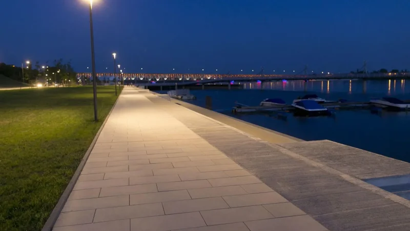 Evening_River_Walks_01